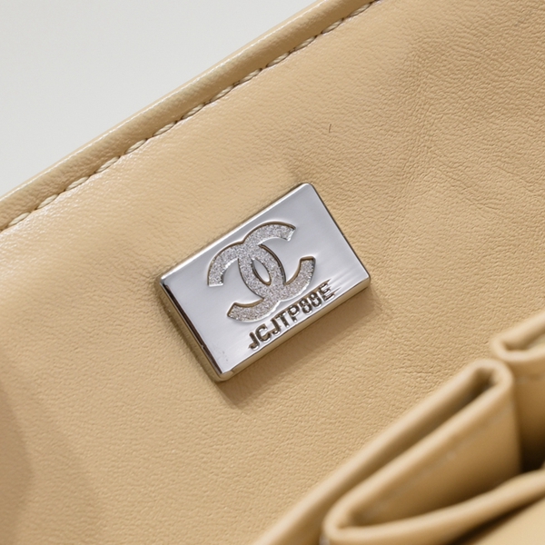 シャネルバッグ全体デザイン